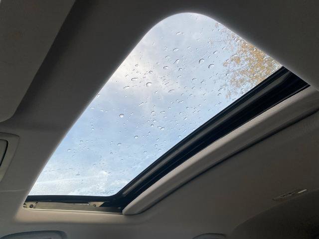 Used 2018 Honda CR-V Touring image 27