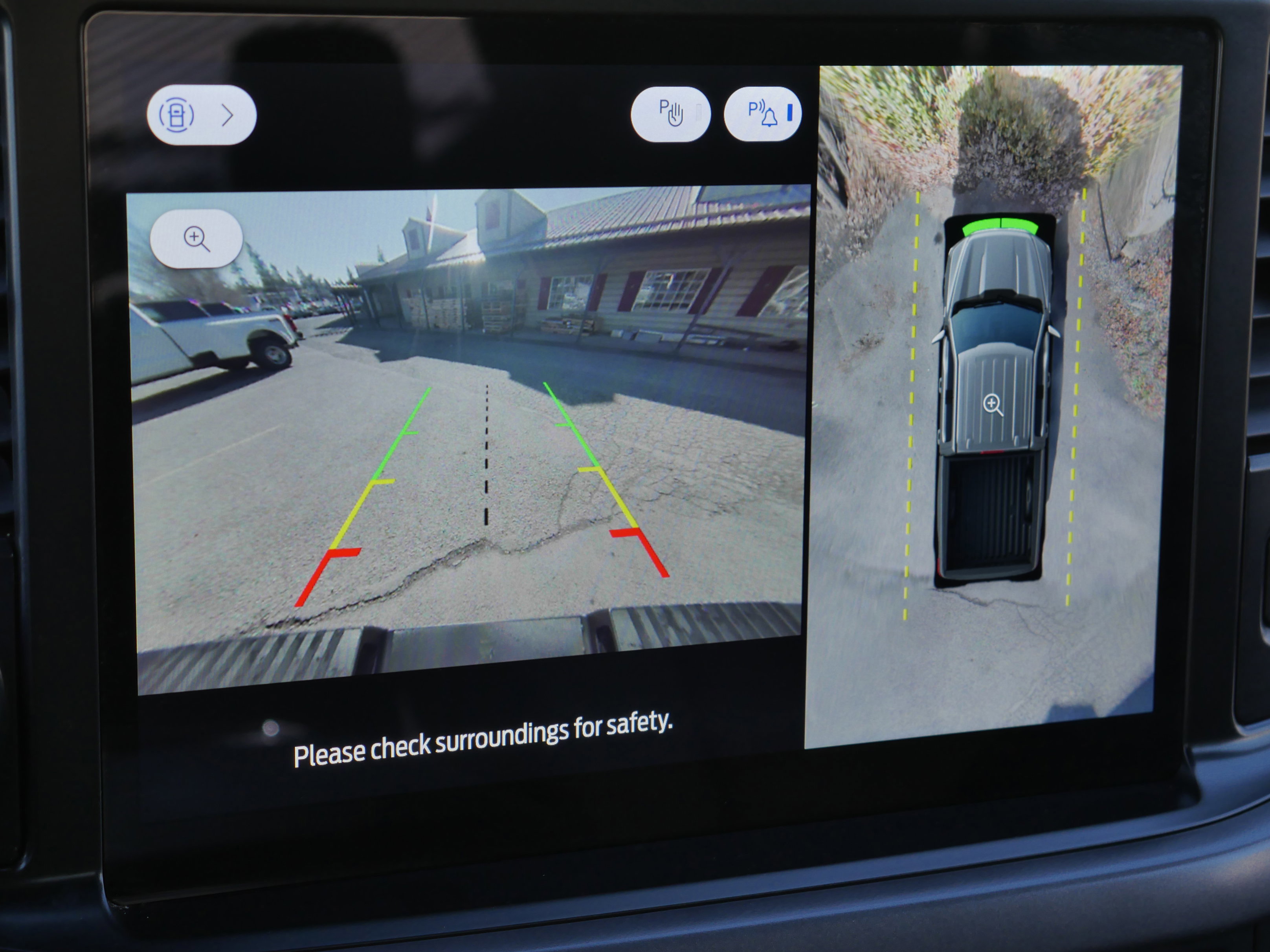 Certified 2025 Ford F150 XLT w/ Equipment Group 302A MID image 20