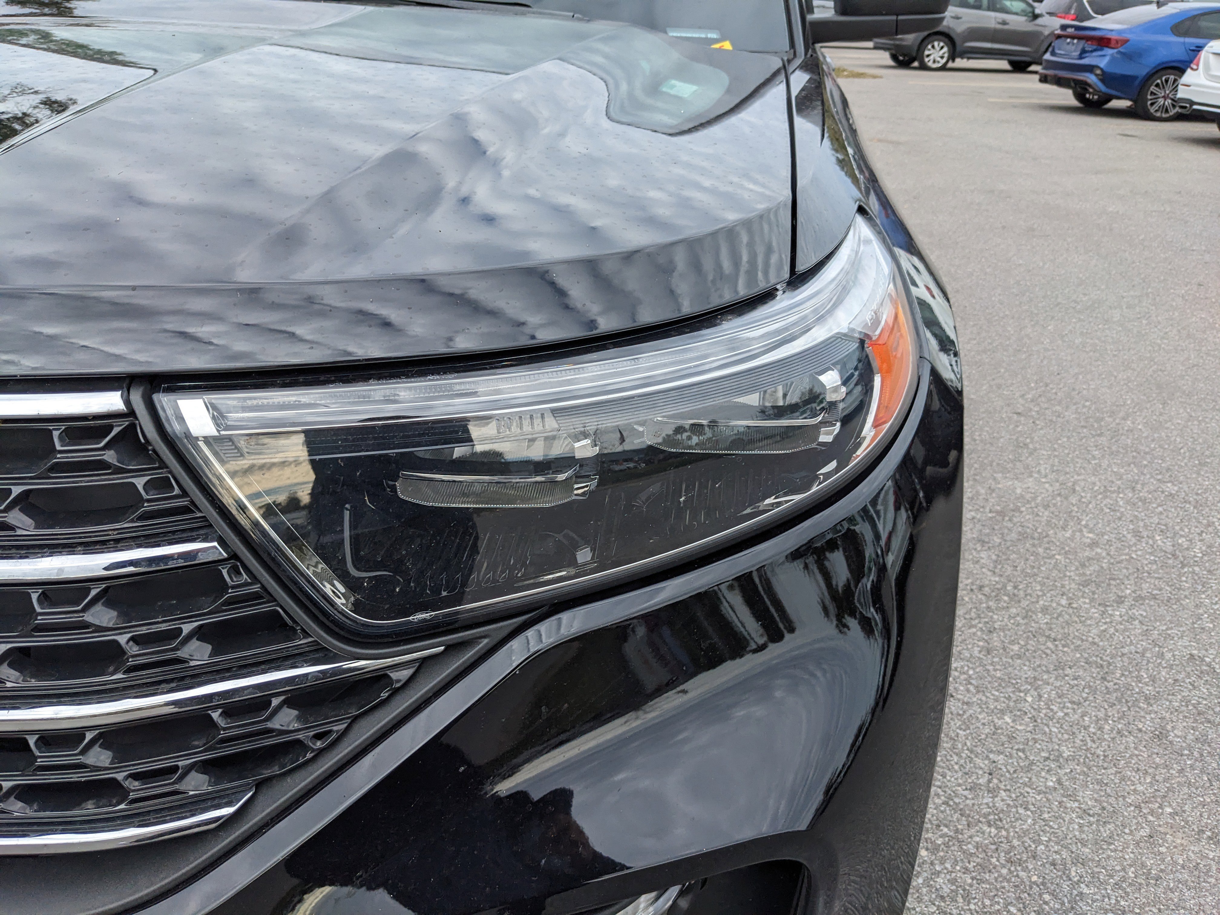 Certified 2022 Ford Explorer XLT w/ Equipment Group 202A image 10