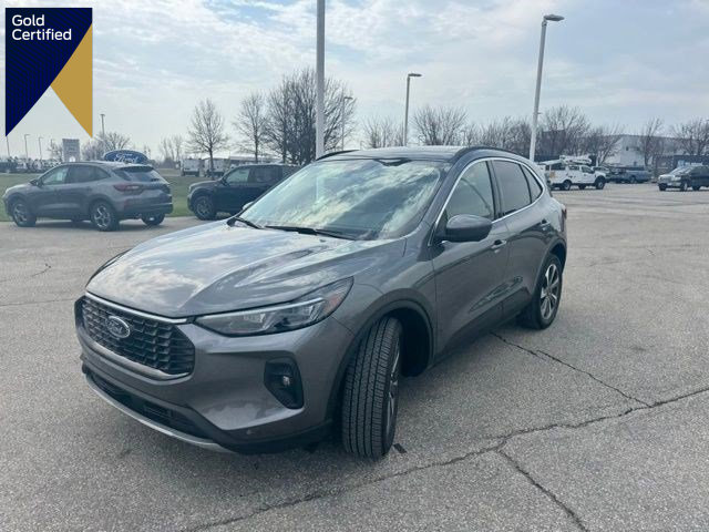 Certified 2024 Ford Escape Platinum w/ Class II Trailer Tow Package