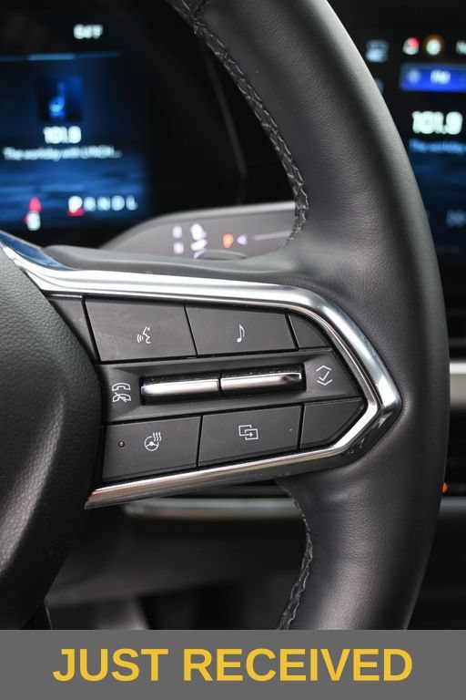 Used 2025 Chevrolet Equinox LT w/ Convenience Package II FWD image 15