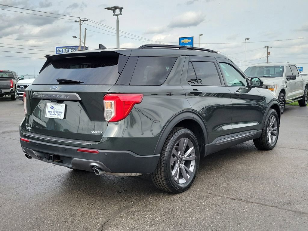 Certified 2023 Ford Explorer XLT w/ Equipment Group 202A AWD/4WD image 5