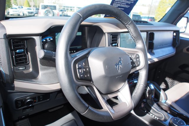 Certified 2024 Ford Bronco Wildtrak image 15