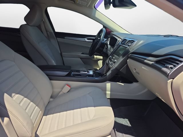Certified 2020 Ford Fusion SE FWD image 17