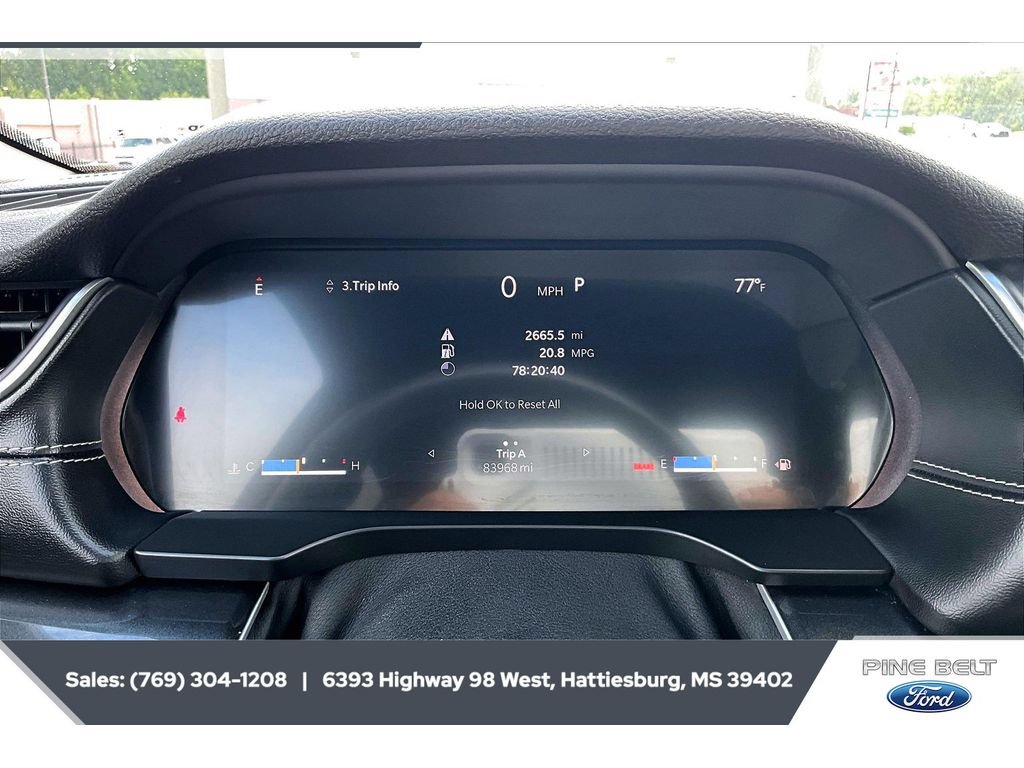 Used 2022 Jeep Grand Cherokee Altitude AWD/4WD image 14