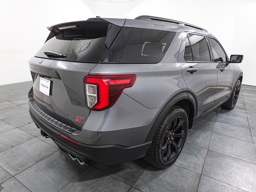 Certified 2024 Ford Explorer ST w/ Technology Package AWD/4WD image 6