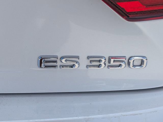 Used 2017 Lexus ES 350 w/ Luxury Package FWD image 12