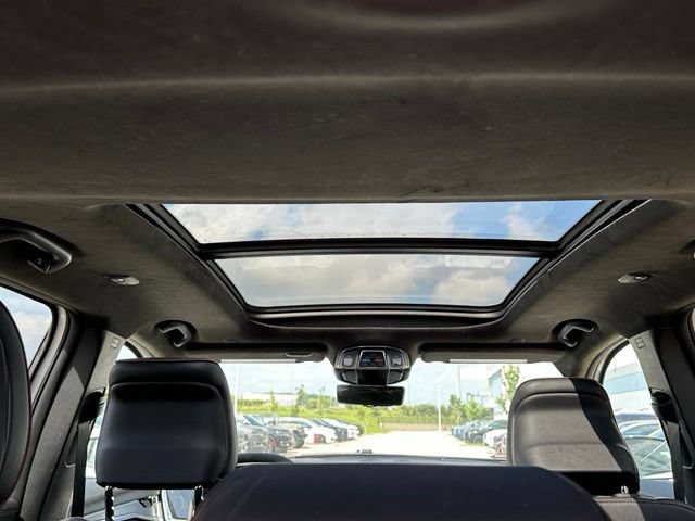 Used 2024 Jeep Wagoneer Launch Edition AWD/4WD image 9