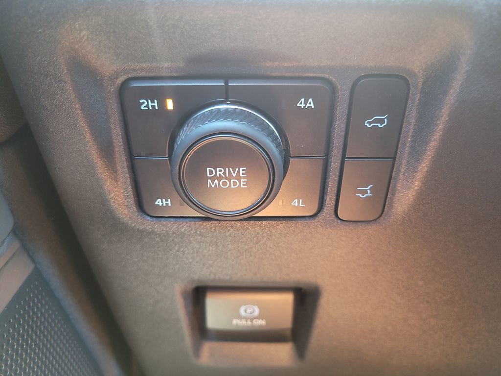 Certified 2025 Ford Expedition Max Active AWD/4WD image 30