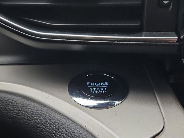 Certified 2022 Ford Explorer XLT w/ Equipment Group 202A image 22