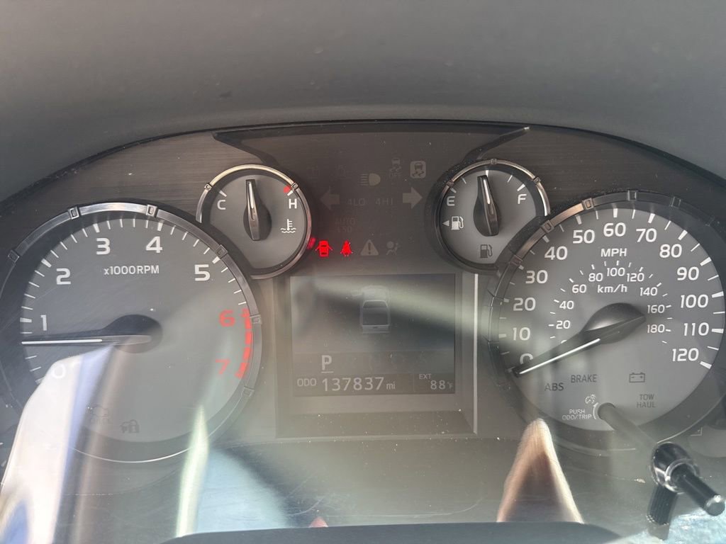 Used 2017 Toyota Tundra SR image 14