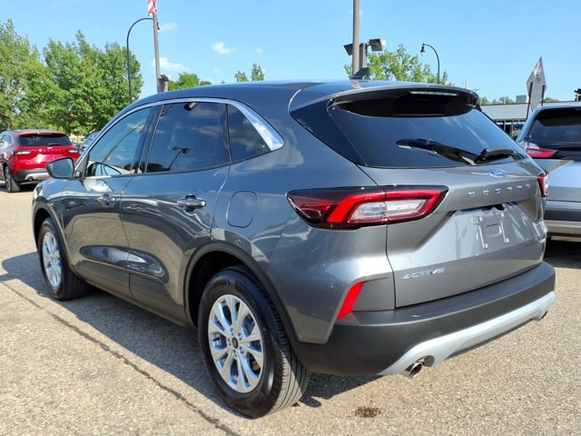 Certified 2023 Ford Escape Active AWD/4WD image 2