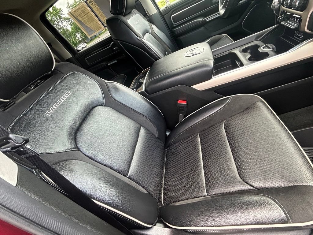 Used 2022 RAM 1500 Laramie AWD/4WD image 44