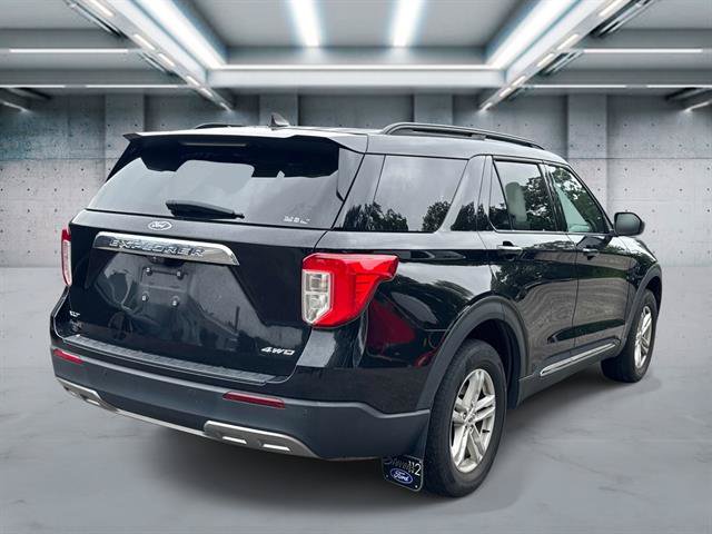 Certified 2023 Ford Explorer XLT w/ Equipment Group 202A AWD/4WD image 4