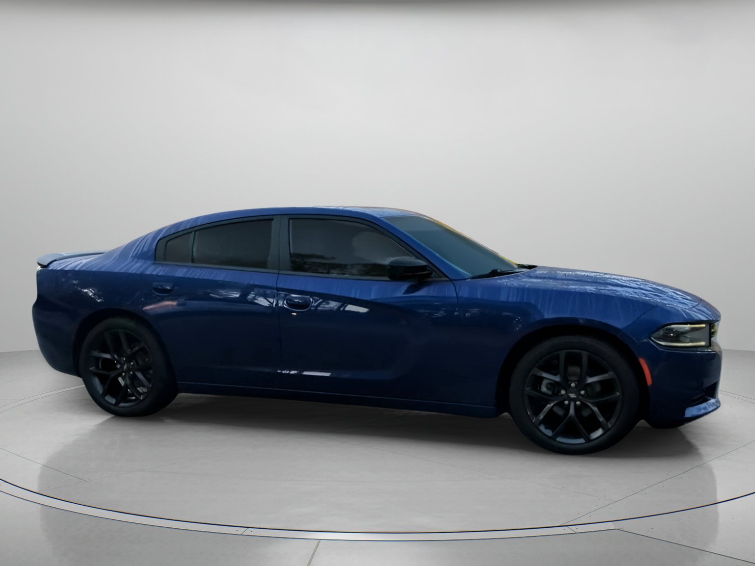 Used 2021 Dodge Charger SXT w/ Blacktop Package RWD image 34