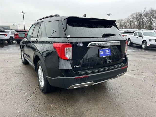 Certified 2023 Ford Explorer XLT w/ Equipment Group 202A image 5