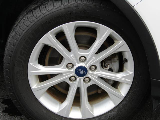 Certified 2018 Ford Escape SE image 5