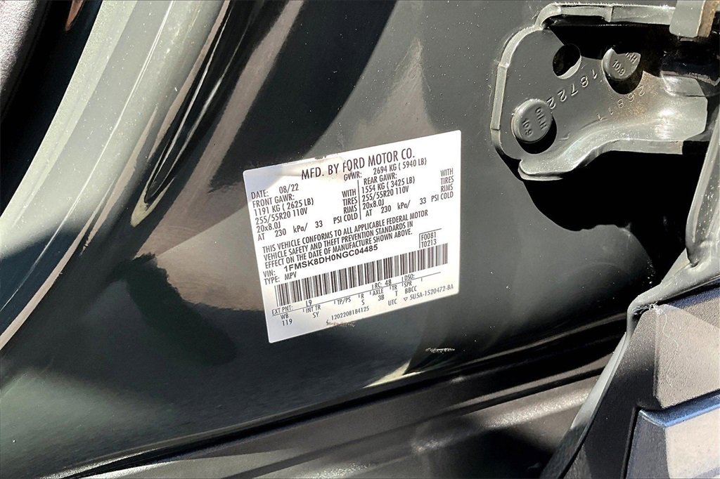 Certified 2022 Ford Explorer XLT w/ Equipment Group 202A image 33