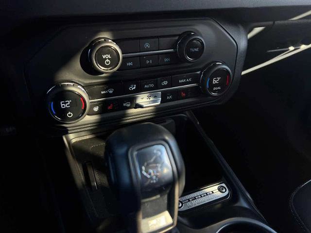 Certified 2025 Ford Bronco Outer Banks AWD/4WD image 27