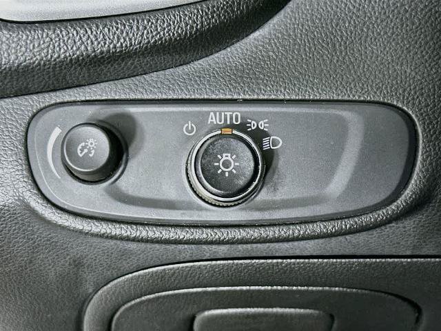 Used 2020 Chevrolet Trax LS FWD image 25