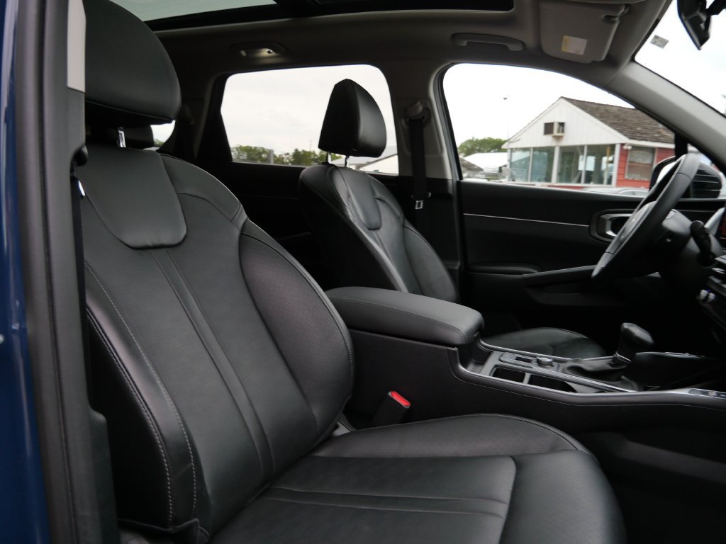 Used 2024 Kia Sorento X-Line EX AWD/4WD image 12