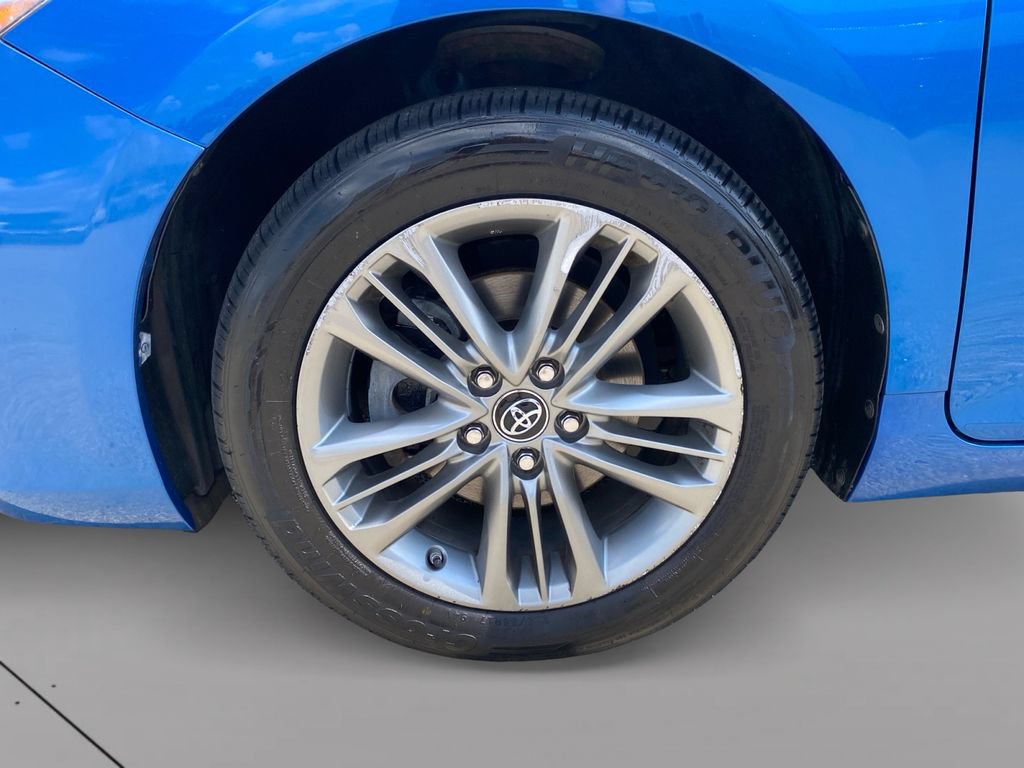 Used 2017 Toyota Camry SE FWD image 9