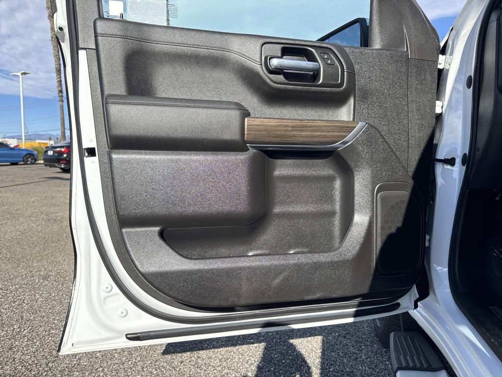 Used 2022 Chevrolet Silverado 1500 LT w/ Bed Protection Package image 18