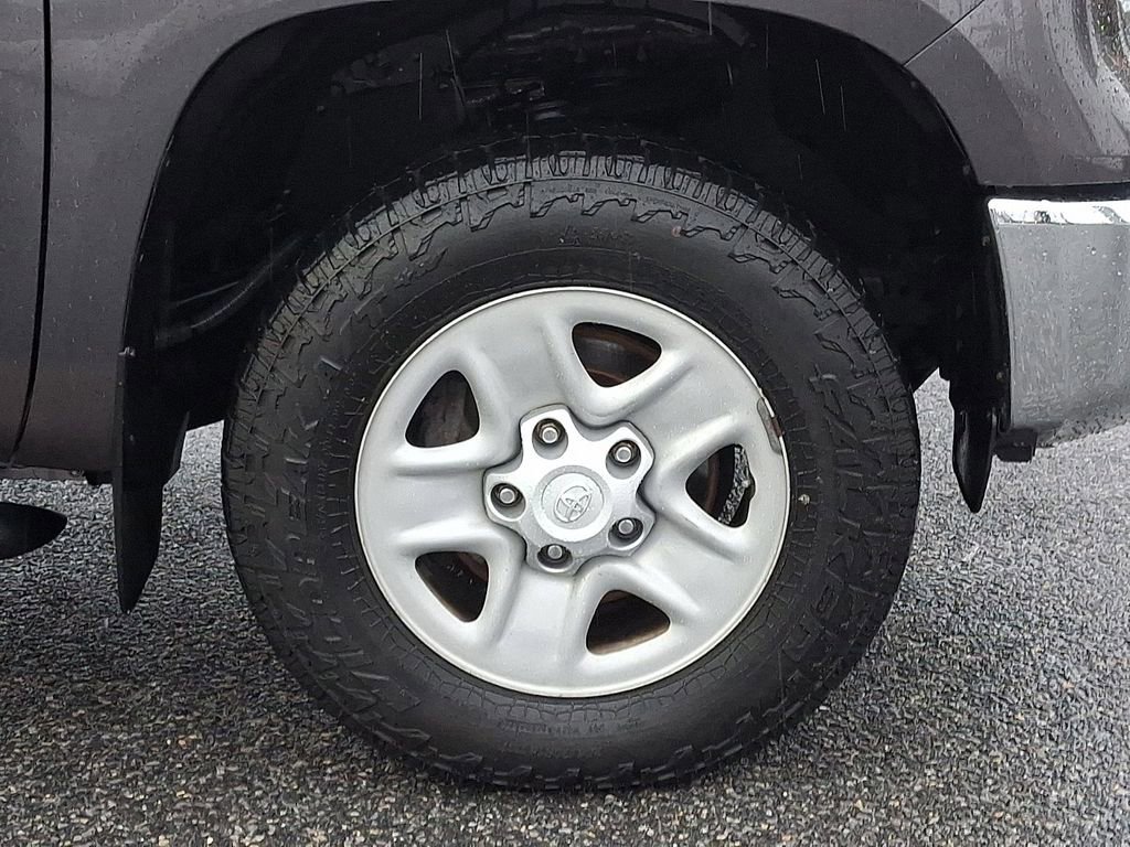 Used 2017 Toyota Tundra SR5 image 8