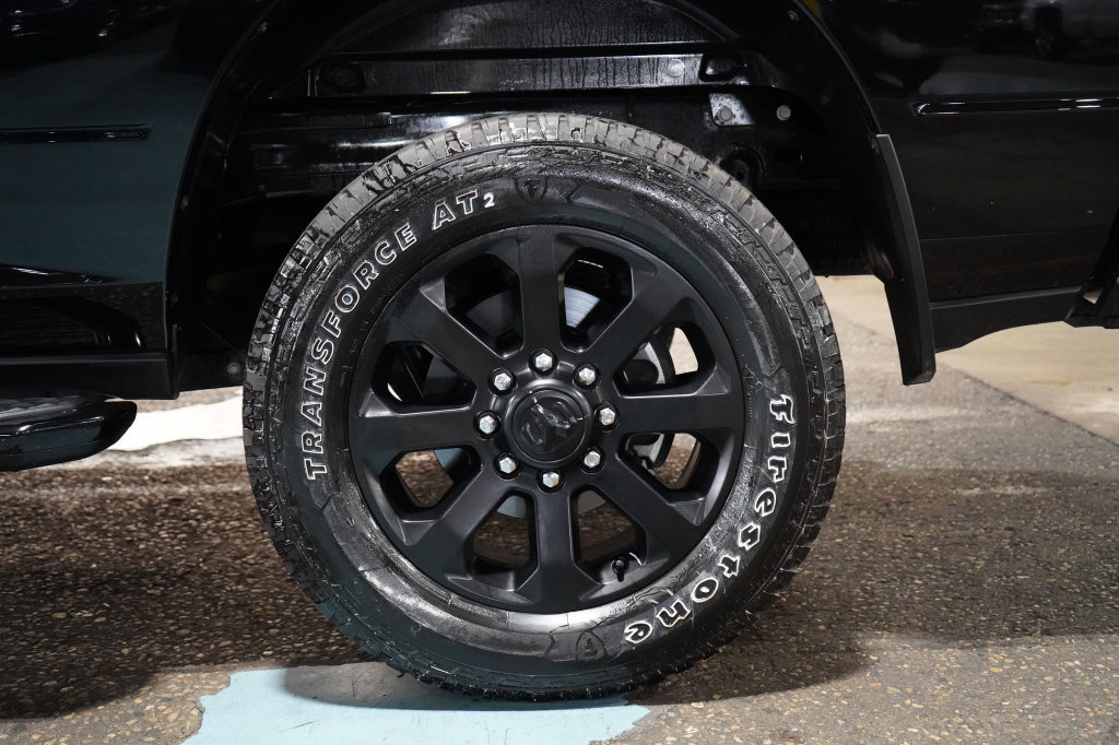 Used 2025 RAM 2500 Laramie AWD/4WD image 33