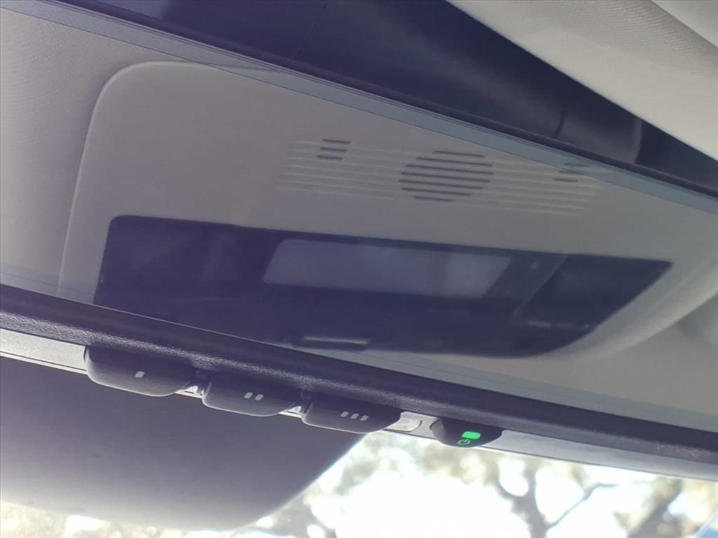 Used 2022 Lexus ES 300h Ultra Luxury w/ Accessory Package 2 image 25