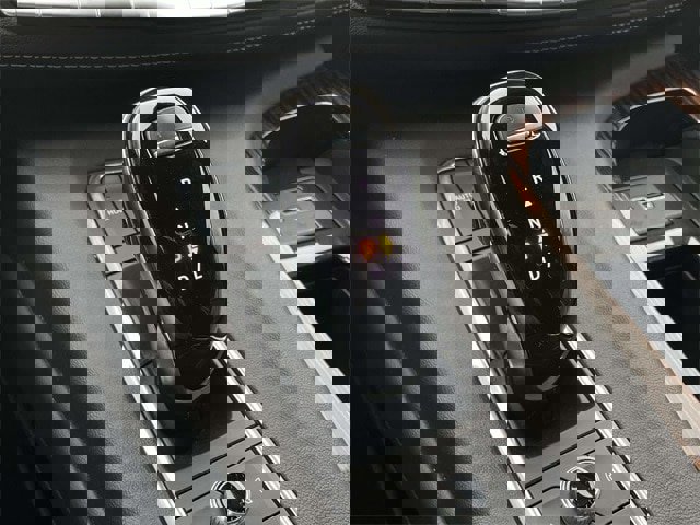 Used 2021 Cadillac Escalade ESV Premium Luxury image 29