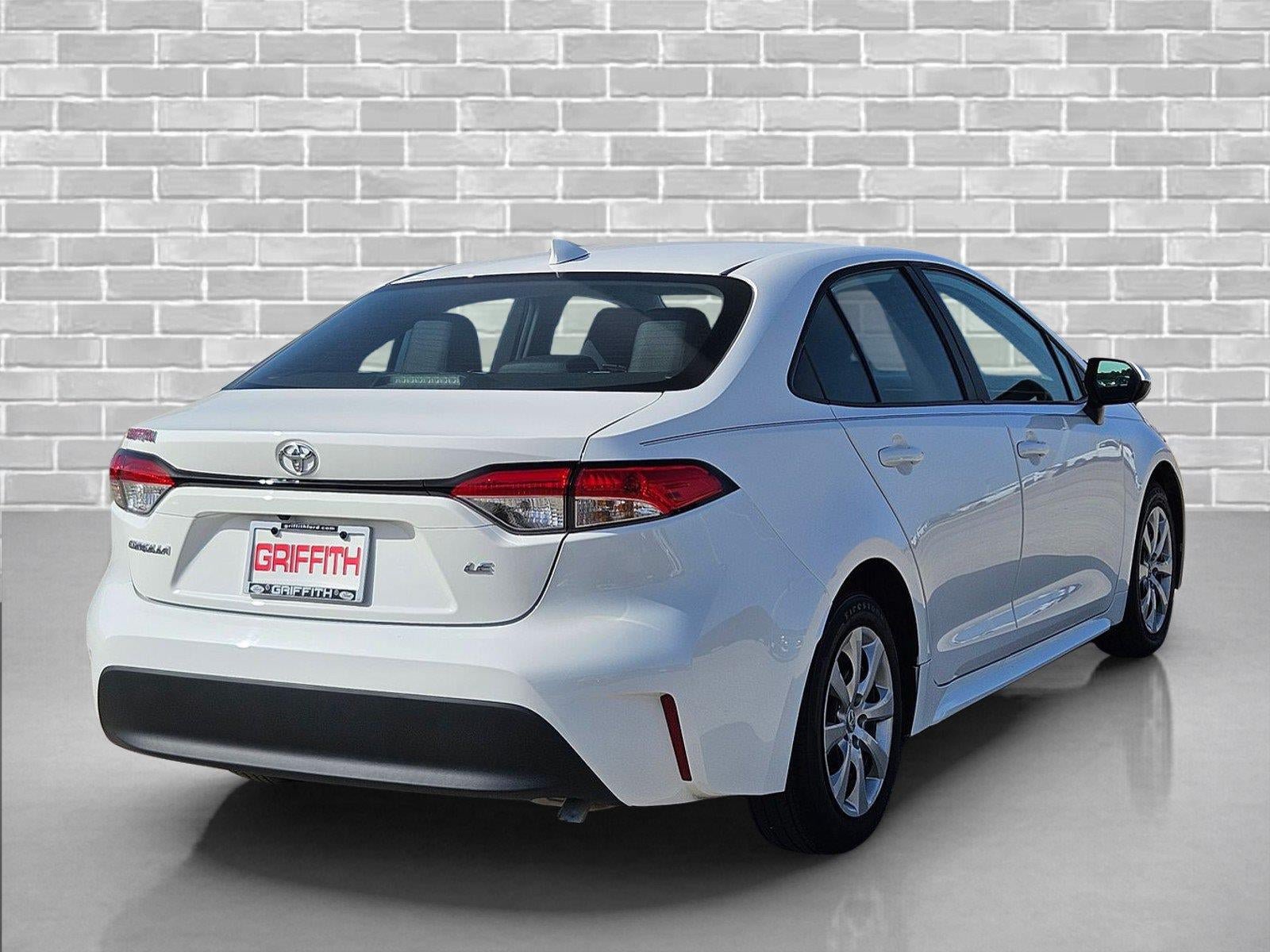 Used 2025 Toyota Corolla LE FWD image 6
