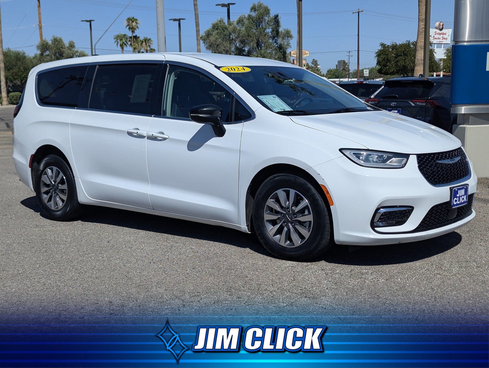 Used 2024 Chrysler Pacifica Limited