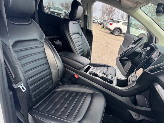 Certified 2024 Ford Edge SEL image 35