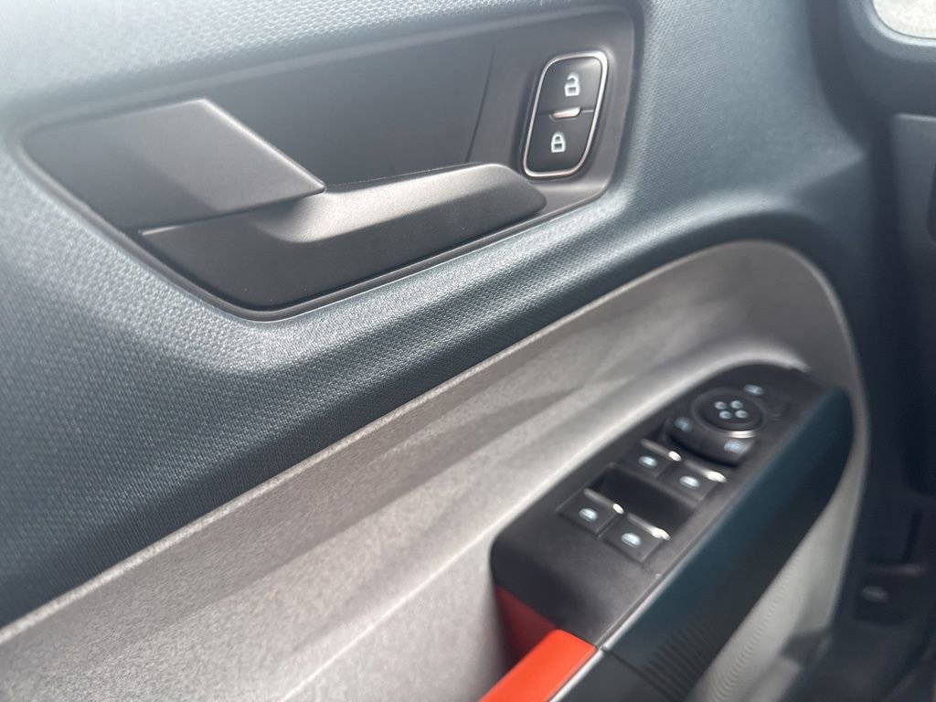 Certified 2024 Ford Maverick XLT image 23