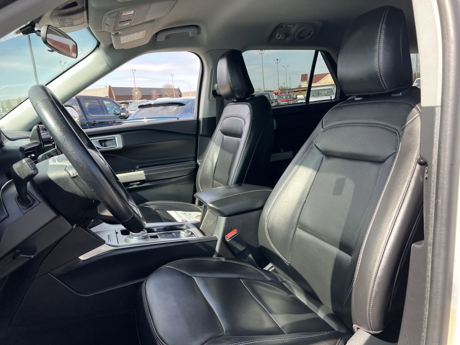 Certified 2023 Ford Explorer XLT w/ Equipment Group 202A image 11