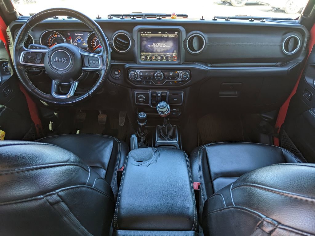 Used 2019 Jeep Wrangler Unlimited Sahara w/ Dual Top Group AWD/4WD image 11