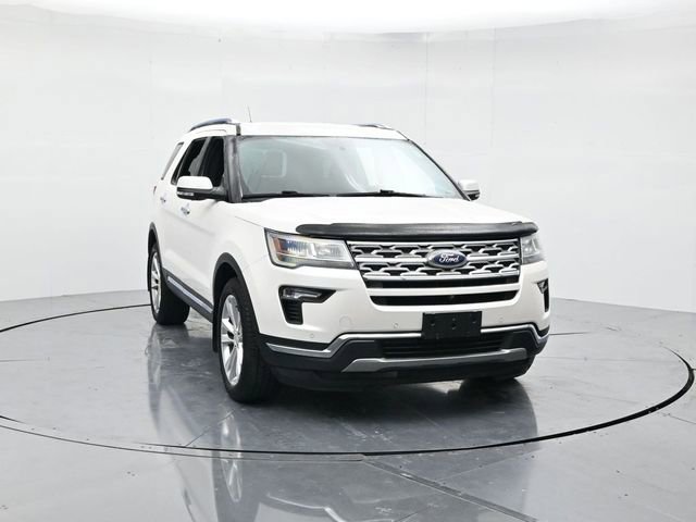 Certified 2018 Ford Explorer Limited w/ Class II Trailer Tow Package image 4