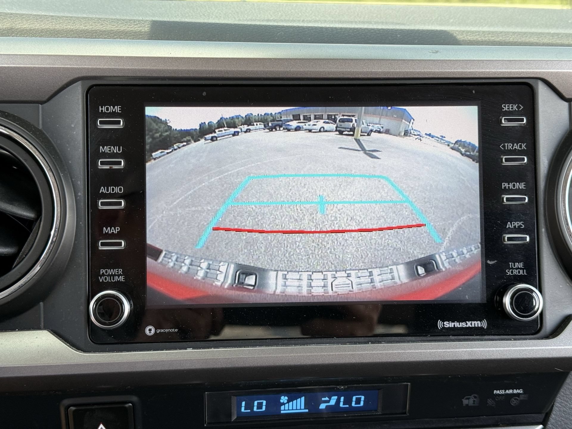 Used 2022 Toyota Tacoma SR5 w/ Technology Package RWD image 6