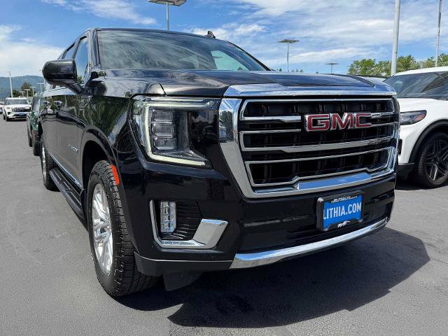 Used 2023 GMC Yukon XL SLT AWD/4WD image 4