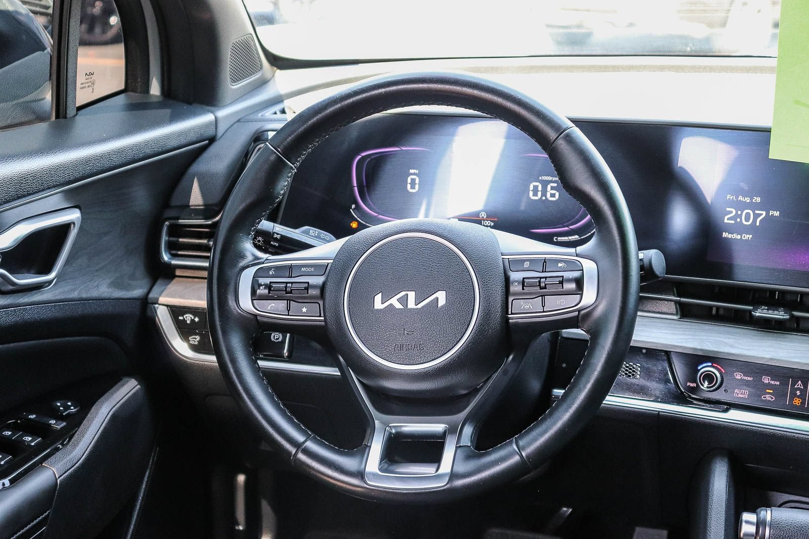 Used 2025 Kia Sportage X-Line w/ Premium Package AWD/4WD image 15