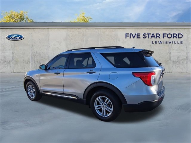 Certified 2022 Ford Explorer XLT image 3