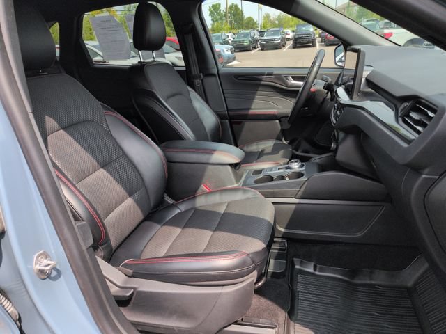 Certified 2024 Ford Escape ST-Line w/ Tech Pack #1 AWD/4WD image 15
