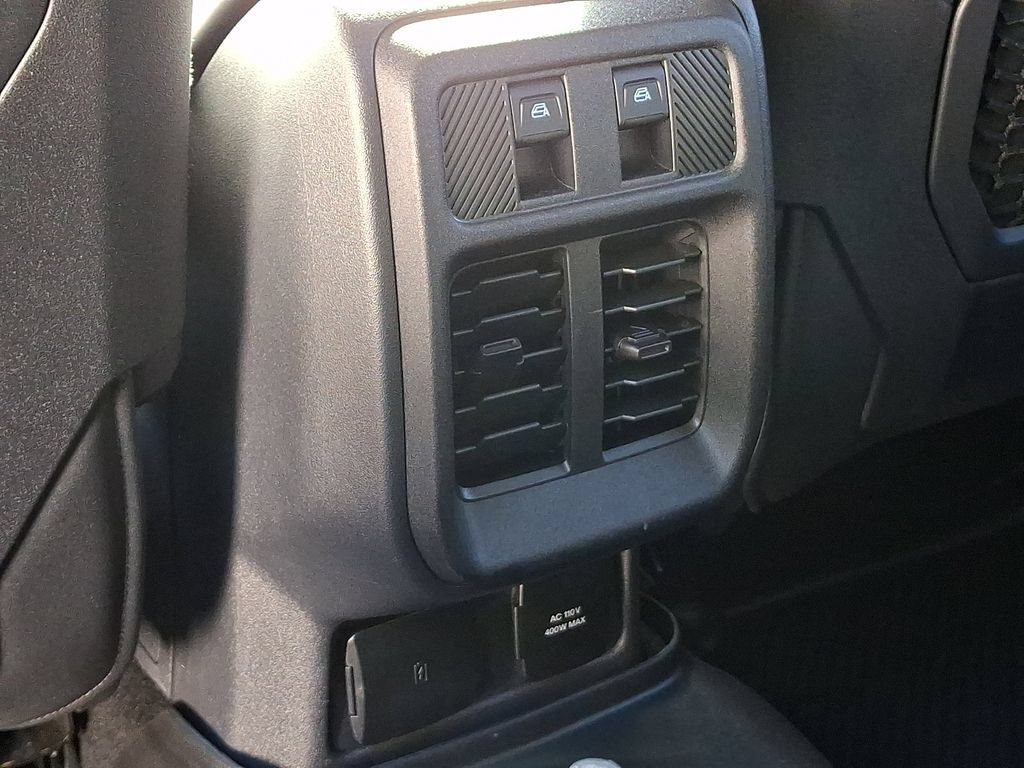 Certified 2025 Ford Bronco Badlands AWD/4WD image 11