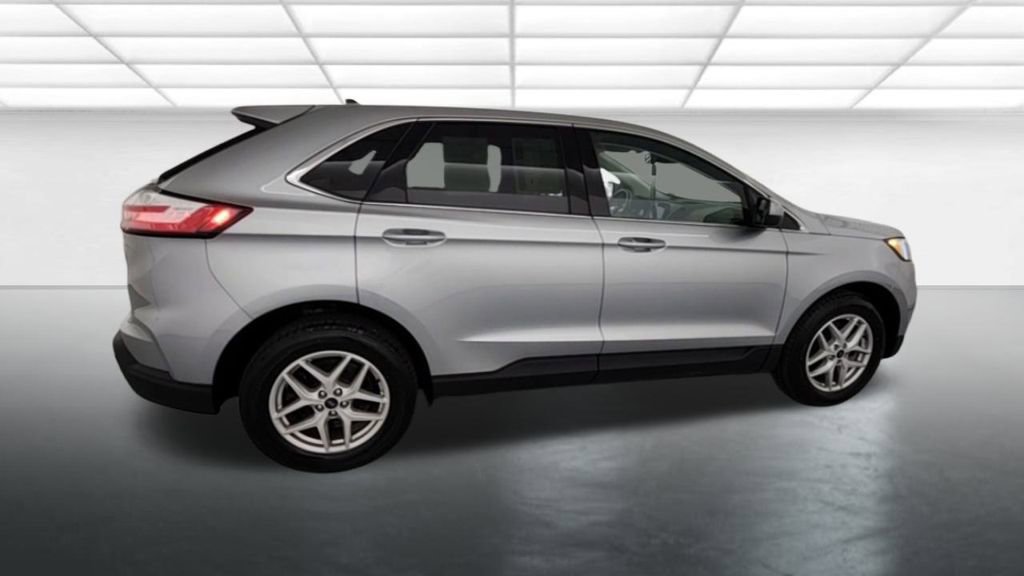 Certified 2022 Ford Edge SEL w/ Convenience Package image 8