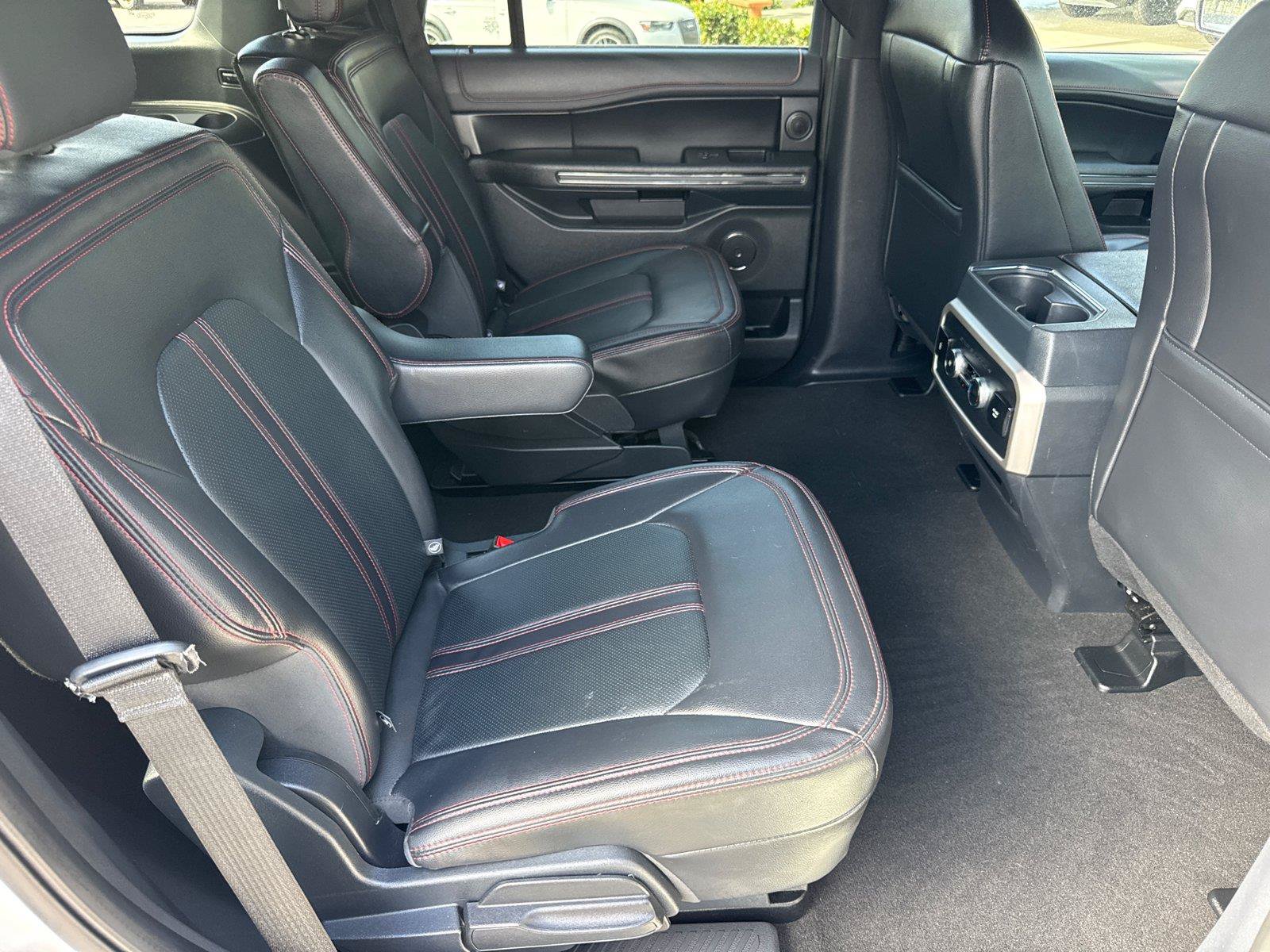 Certified 2024 Ford Expedition Limited AWD/4WD image 19