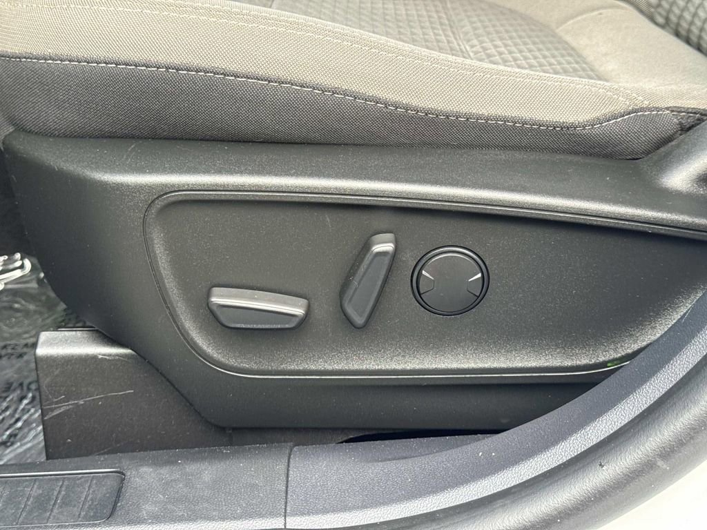 Certified 2022 Ford Escape SE w/ Convenience Package image 20