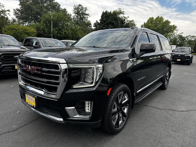 Used 2021 GMC Yukon XL SLT w/ SLT Luxury Plus Package AWD/4WD image 9