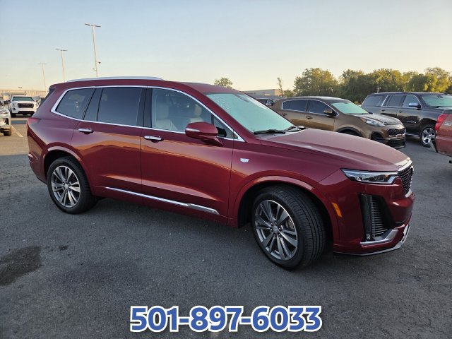 Used 2020 Cadillac XT6 Premium Luxury w/ Platinum Package FWD image 3