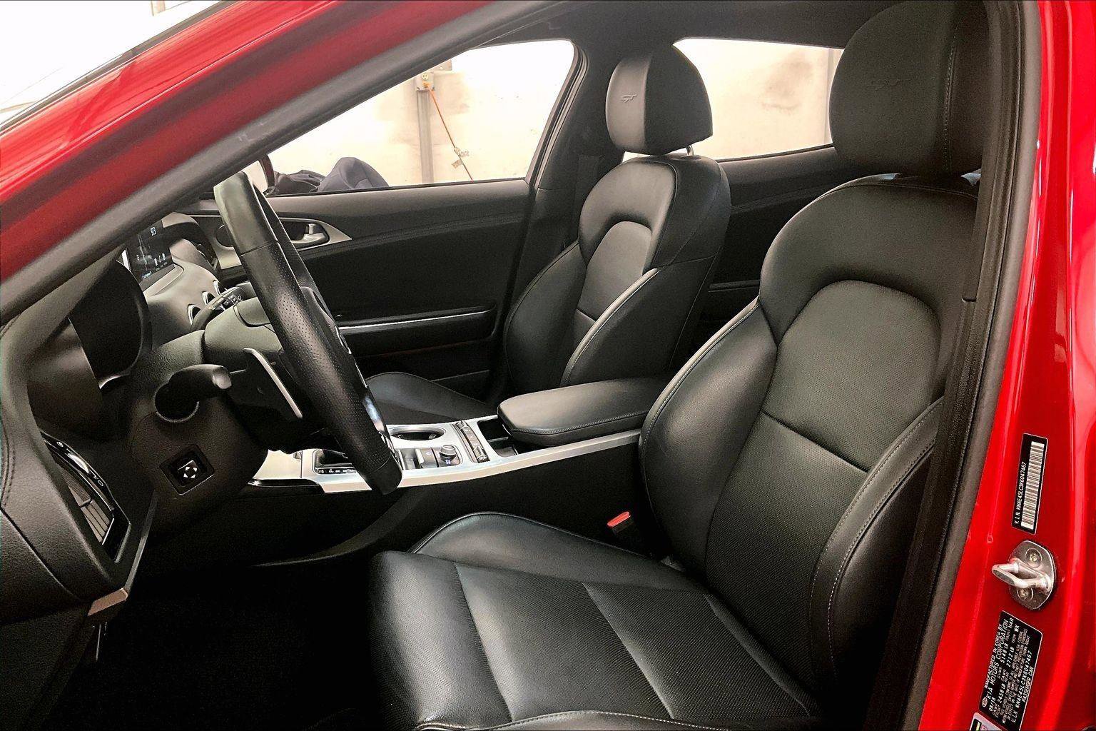 Used 2019 Kia Stinger GT1 image 24